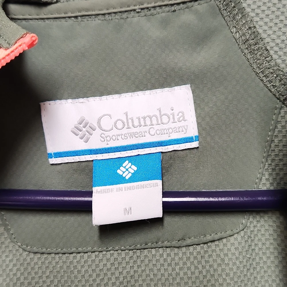 Columbia Hooded Full zip Women's M light weight jacket - Picture 11 of 14